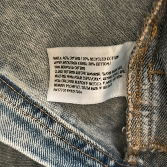 Original use light was denim shacket new - Picture 4 of 4